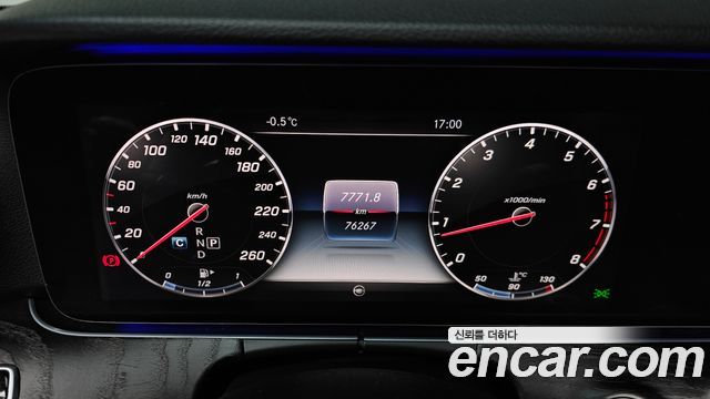 Mercedes-Benz E-Class E300 4MATIC AV Intelligent Drive