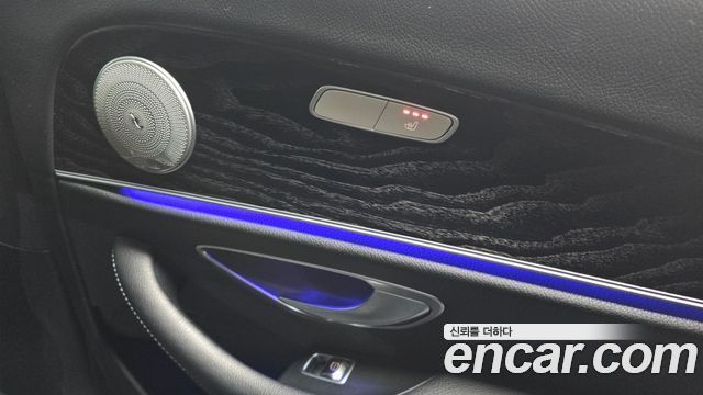 Mercedes-Benz E-Class E300 4MATIC AV Intelligent Drive