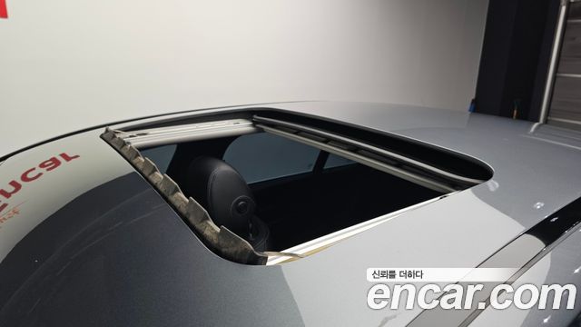 Mercedes-Benz E-Class E300 4MATIC AV Intelligent Drive
