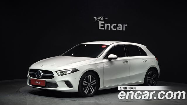 Mercedes-Benz A-Class A220 Hatchback