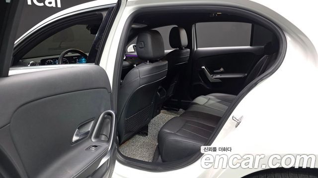 Mercedes-Benz A-Class A220 Hatchback