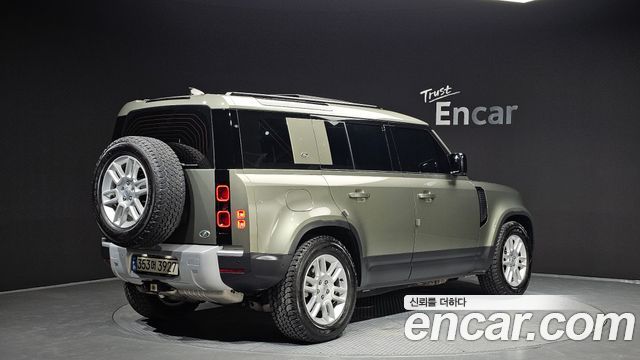 Land Rover Defender 110 D250 S