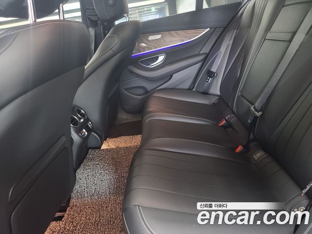 Mercedes-Benz E-Class E300e 4MATIC Exclusive
