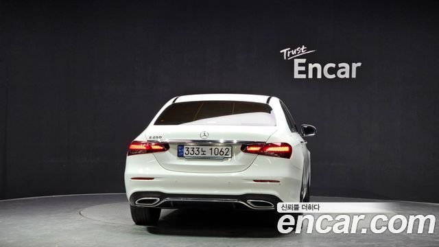 Mercedes-Benz E-Class E250 AMG Line