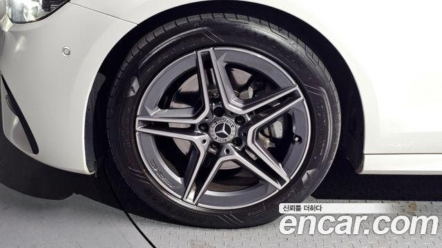 Mercedes-Benz E-Class E250 AMG Line