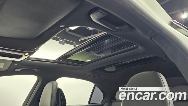 Mercedes-Benz C-Class C300 AMG Line