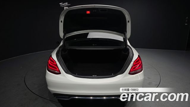 Mercedes-Benz C-Class C220 d Avantgarde