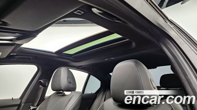 BMW 3-Series 320i M Sport