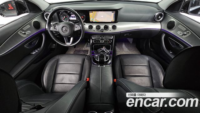 Mercedes-Benz E-Class E200 Avantgarde