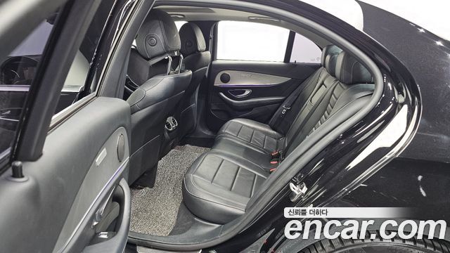 Mercedes-Benz E-Class E200 Avantgarde