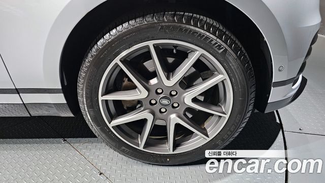Land Rover Range Rover Velar 2.0 P400E Dynamic SE