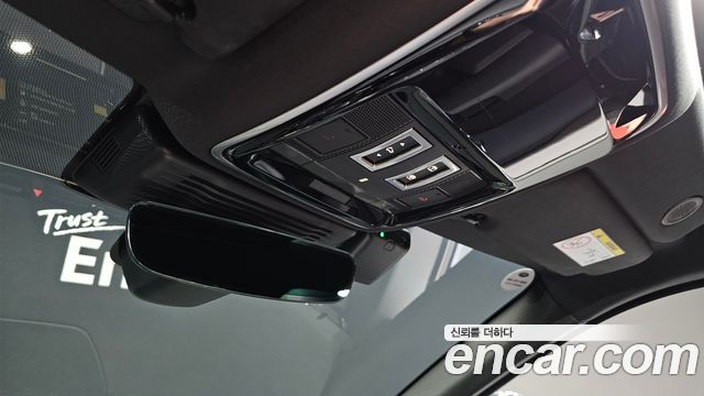Land Rover Range Rover Velar 2.0 P400E Dynamic SE