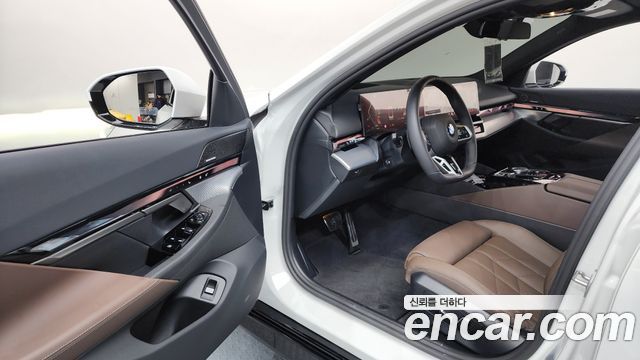 BMW 5-Series 520i M Sport