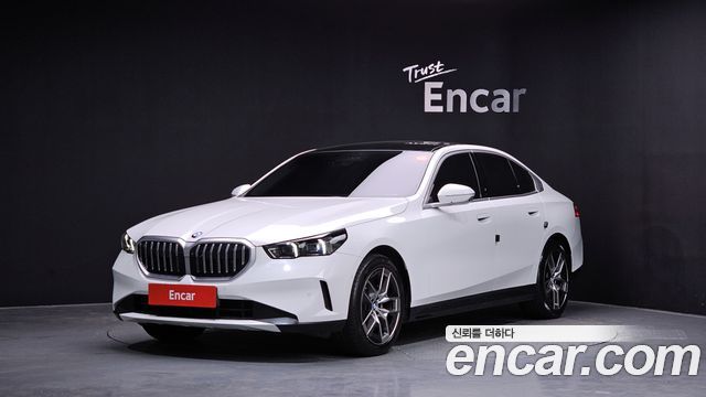 BMW 5-Series 520i