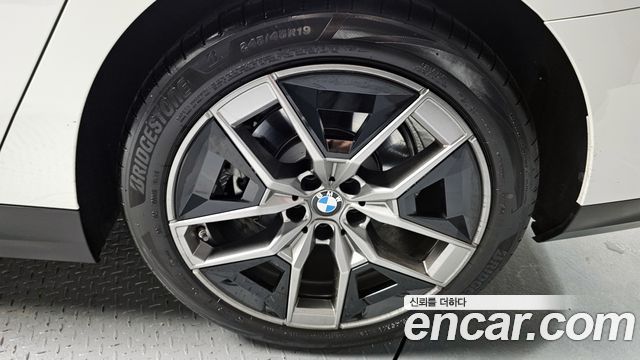 BMW 5-Series 520i