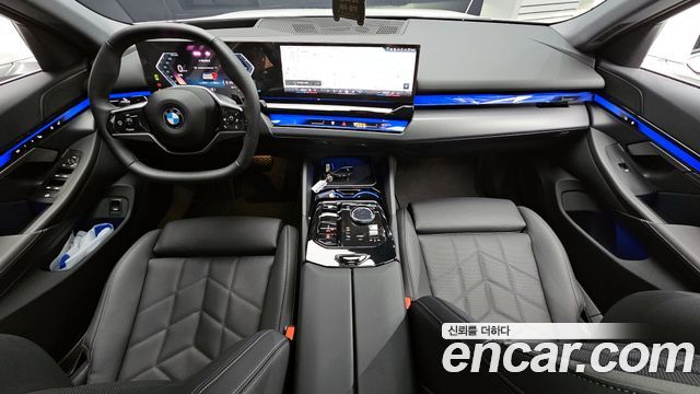 BMW 5-Series 520i