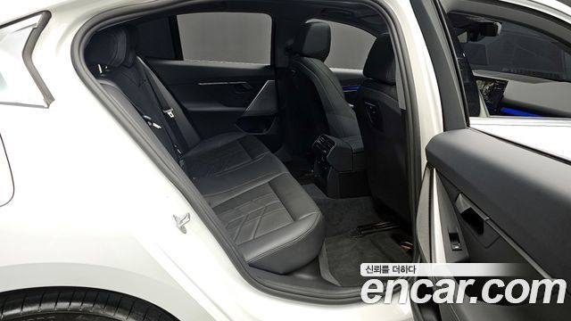 BMW 5-Series 520i