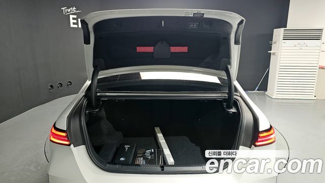 BMW 5-Series 520i