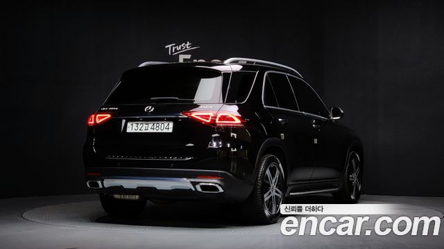 Mercedes-Benz GLE-Class GLE300d 4MATIC