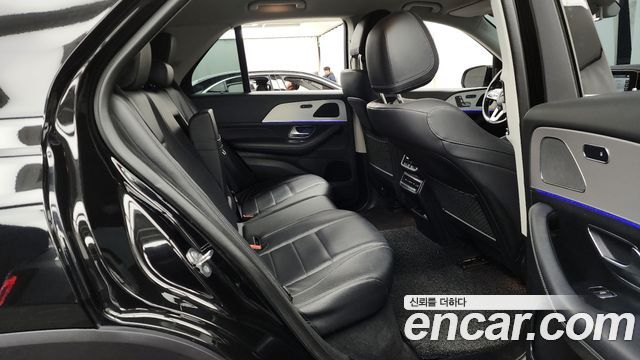 Mercedes-Benz GLE-Class GLE300d 4MATIC