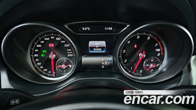 Mercedes-Benz GLA-Class GLA250 4MATIC