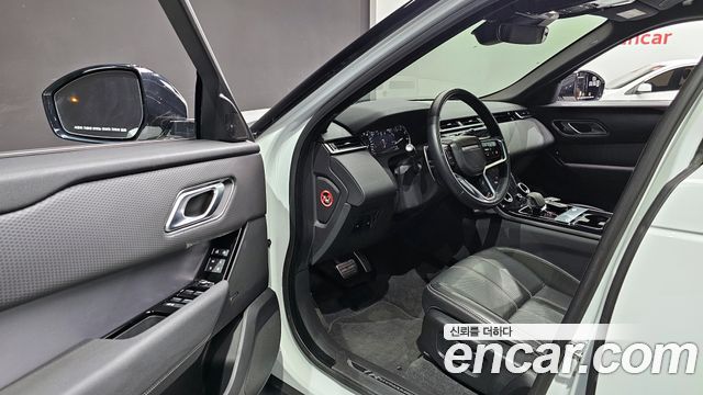 Land Rover Range Rover Velar 2.0 P250 R-Dynamic SE