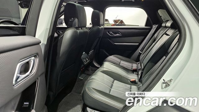 Land Rover Range Rover Velar 2.0 P250 R-Dynamic SE
