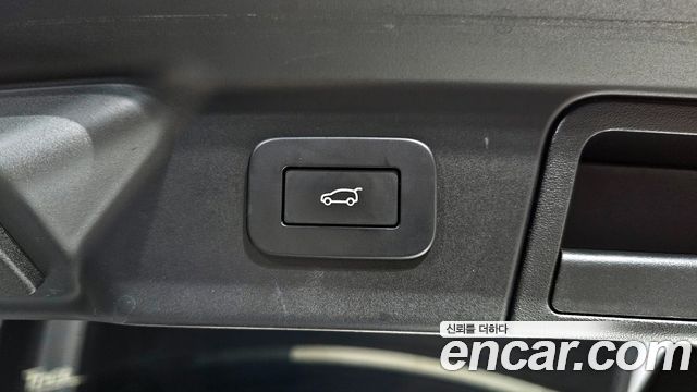 Land Rover Range Rover Velar 2.0 P250 R-Dynamic SE