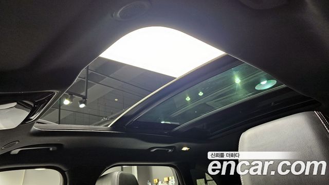 Land Rover Range Rover Velar 2.0 P250 R-Dynamic SE