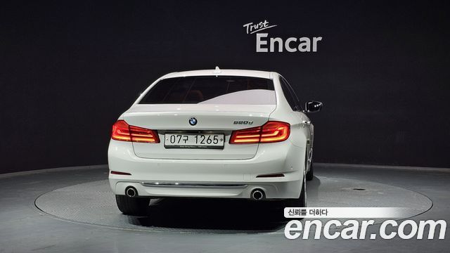 BMW 5-Series 520d Luxury Special Edition