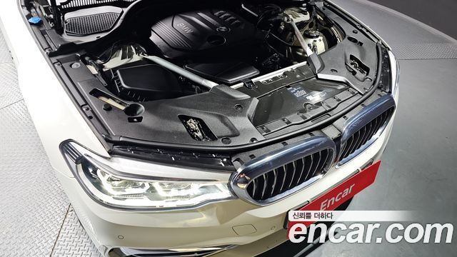 BMW 5-Series 520d Luxury Special Edition