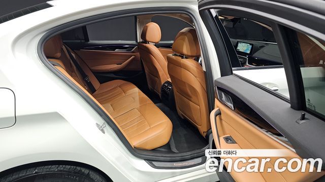 BMW 5-Series 520d Luxury Special Edition