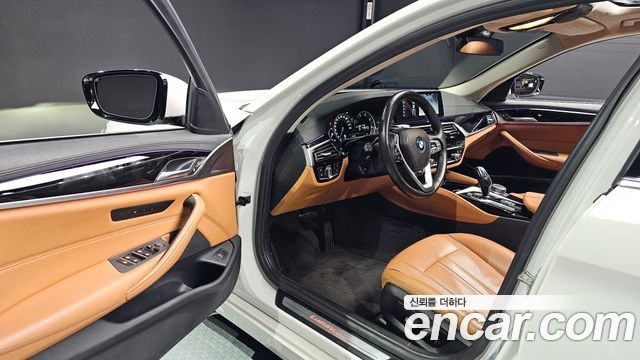 BMW 5-Series 520d Luxury Special Edition