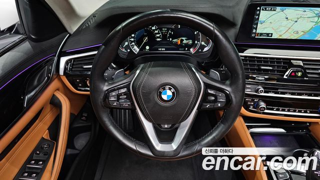 BMW 5-Series 520d Luxury Special Edition