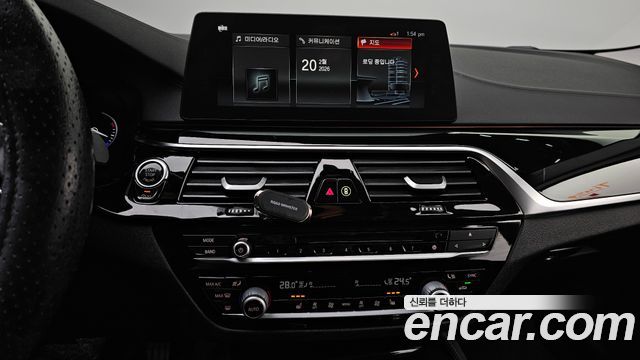 BMW 5-Series 520d Luxury Special Edition