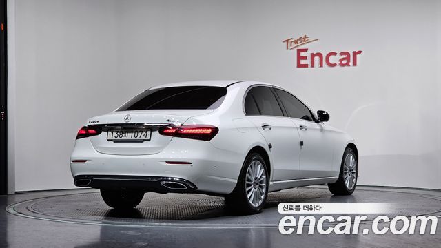 Mercedes-Benz E-Class E220d 4MATIC Exclusive