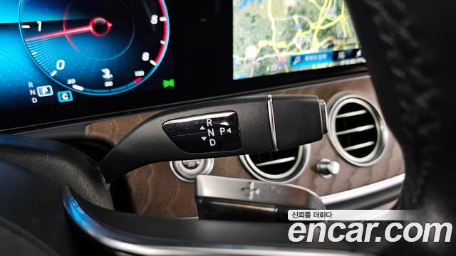 Mercedes-Benz E-Class E220d 4MATIC Exclusive