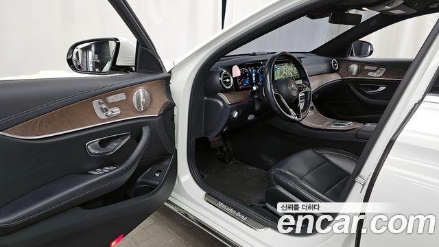 Mercedes-Benz E-Class E220d 4MATIC Exclusive
