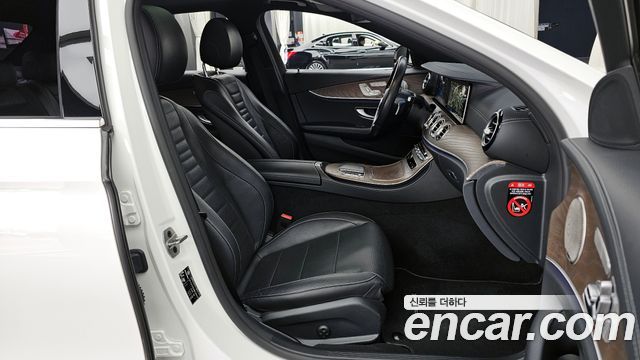 Mercedes-Benz E-Class E220d 4MATIC Exclusive