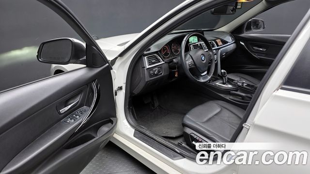 BMW 3Series (F30) 320d