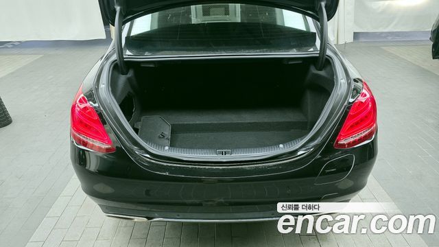Mercedes-Benz C-Class C350e