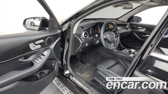 Mercedes-Benz GLC-Class GLC300 4MATIC