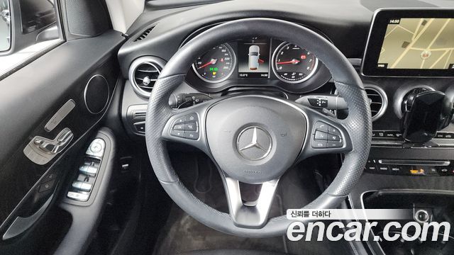 Mercedes-Benz GLC-Class GLC300 4MATIC