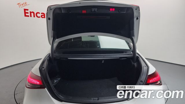 Mercedes-Benz E-Class E250 Avantgarde