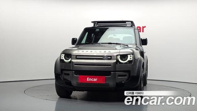 Land Rover Defender 110 P300 X-Dynamic SE