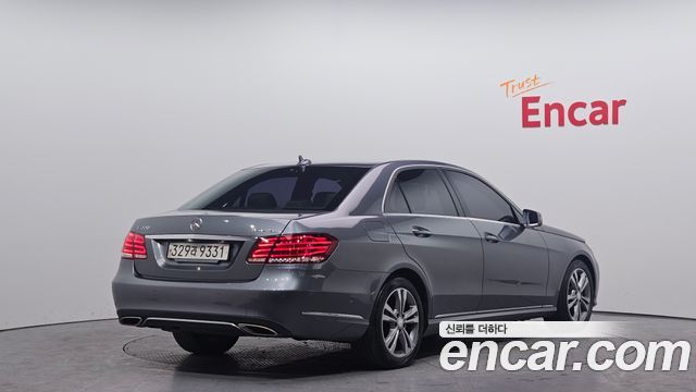 Mercedes-Benz E-Class E220 Bluetec Avantgarde