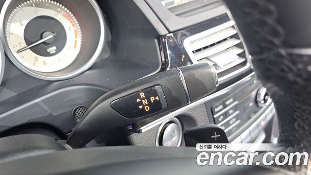 Mercedes-Benz E-Class E220 Bluetec Avantgarde