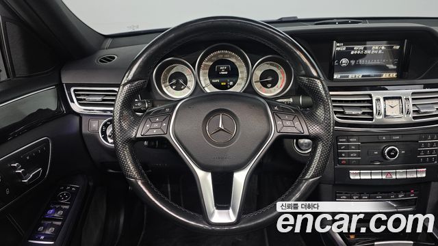 Mercedes-Benz E-Class E220 Bluetec Avantgarde