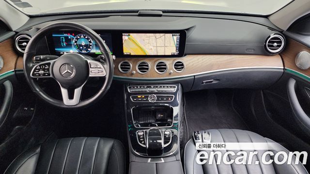 Mercedes-Benz E-Class E300e 4MATIC Exclusive