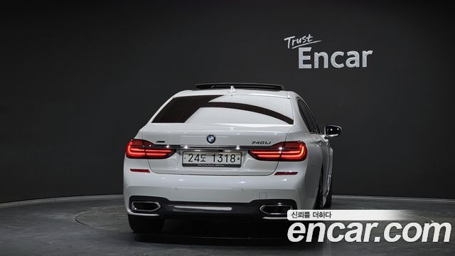 BMW 7-Series 740Li xDrive M Sport Package
